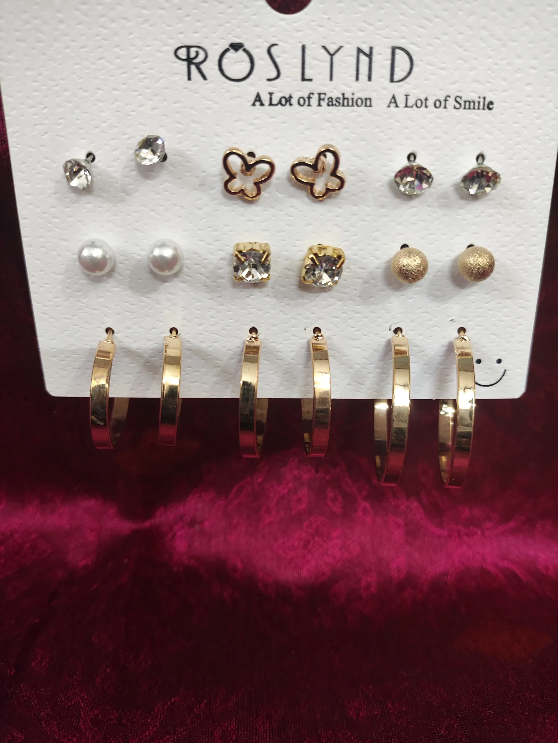 A beautiful blend of traditional craftsmanship, these Jhumkas feature hand-painted enamel and delicate pearl drops. Beautiful blend of traditional craftsmanship Jhumkas - Image 1