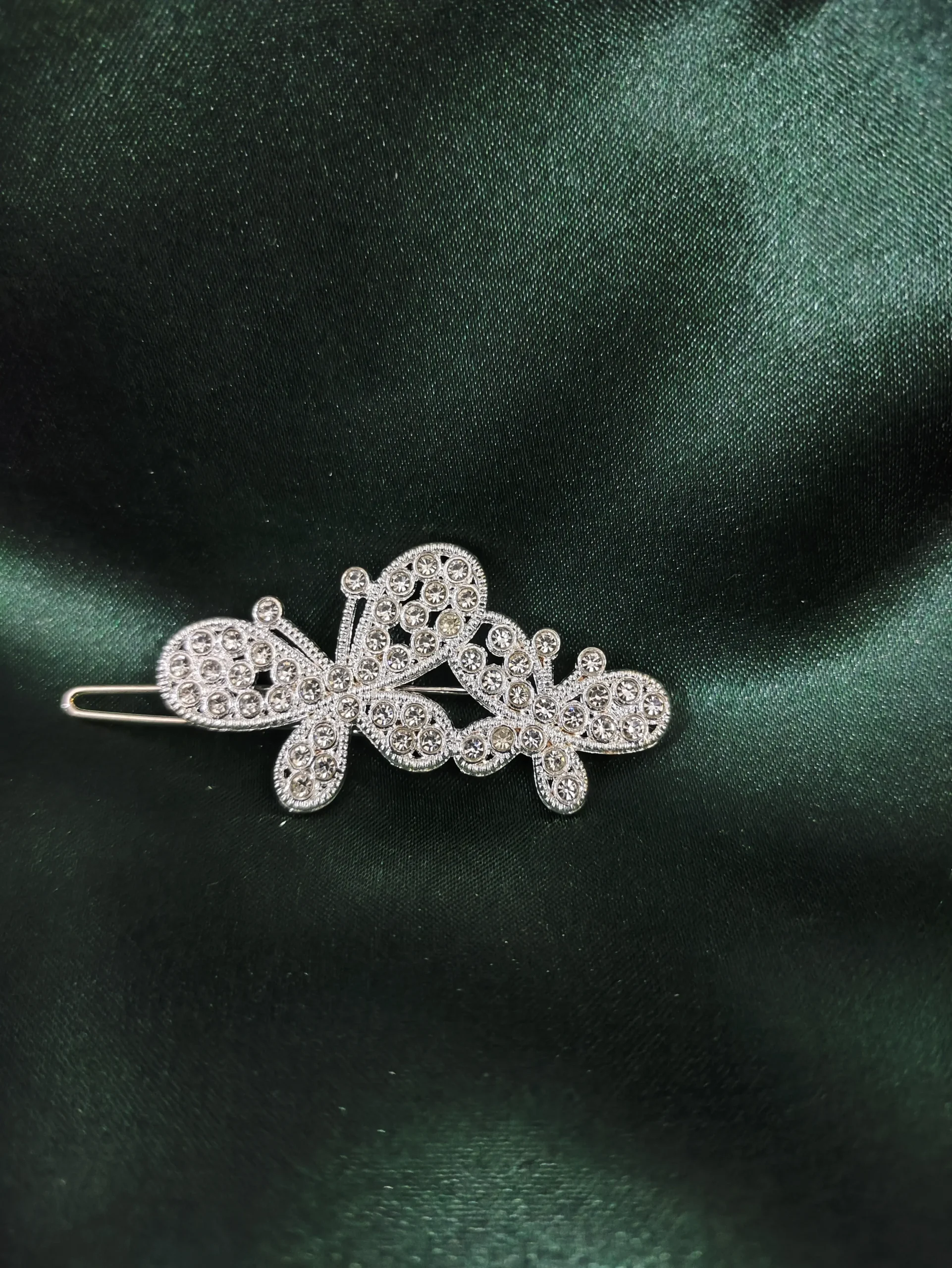 Elegant Butterfly Hair Barrette for Women - Image 1